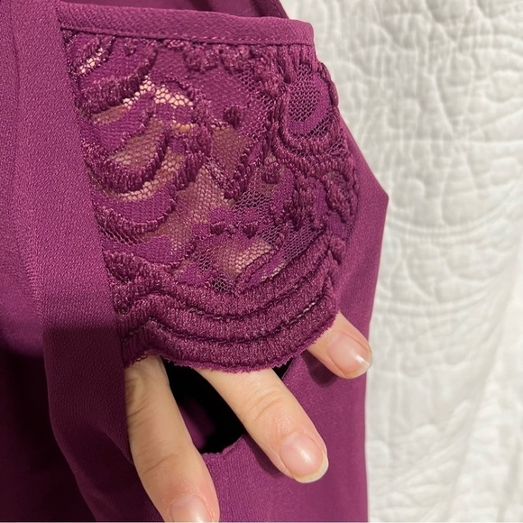 MARCIANO Purple Lined Sleeveless Tank Blouse Size Small-#282 - Picture 5 of 8